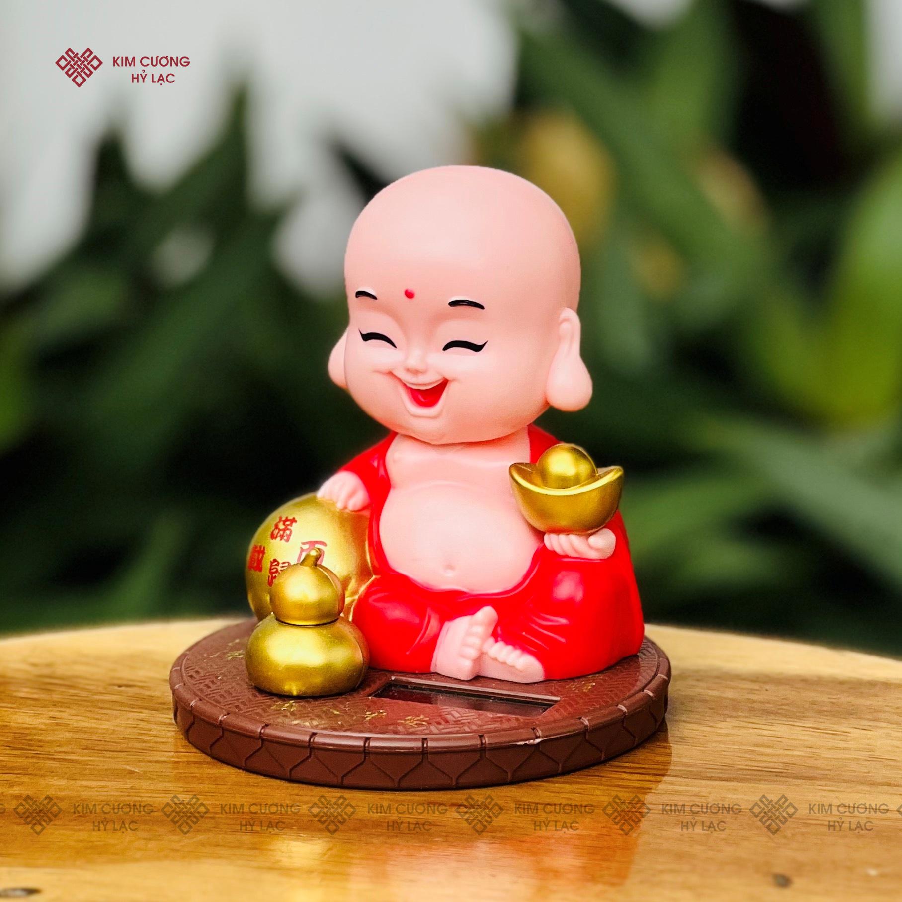 TÔN TƯỢNG DI LẶC ÔM THỎI VÀNG GẬT GÙ 8CM