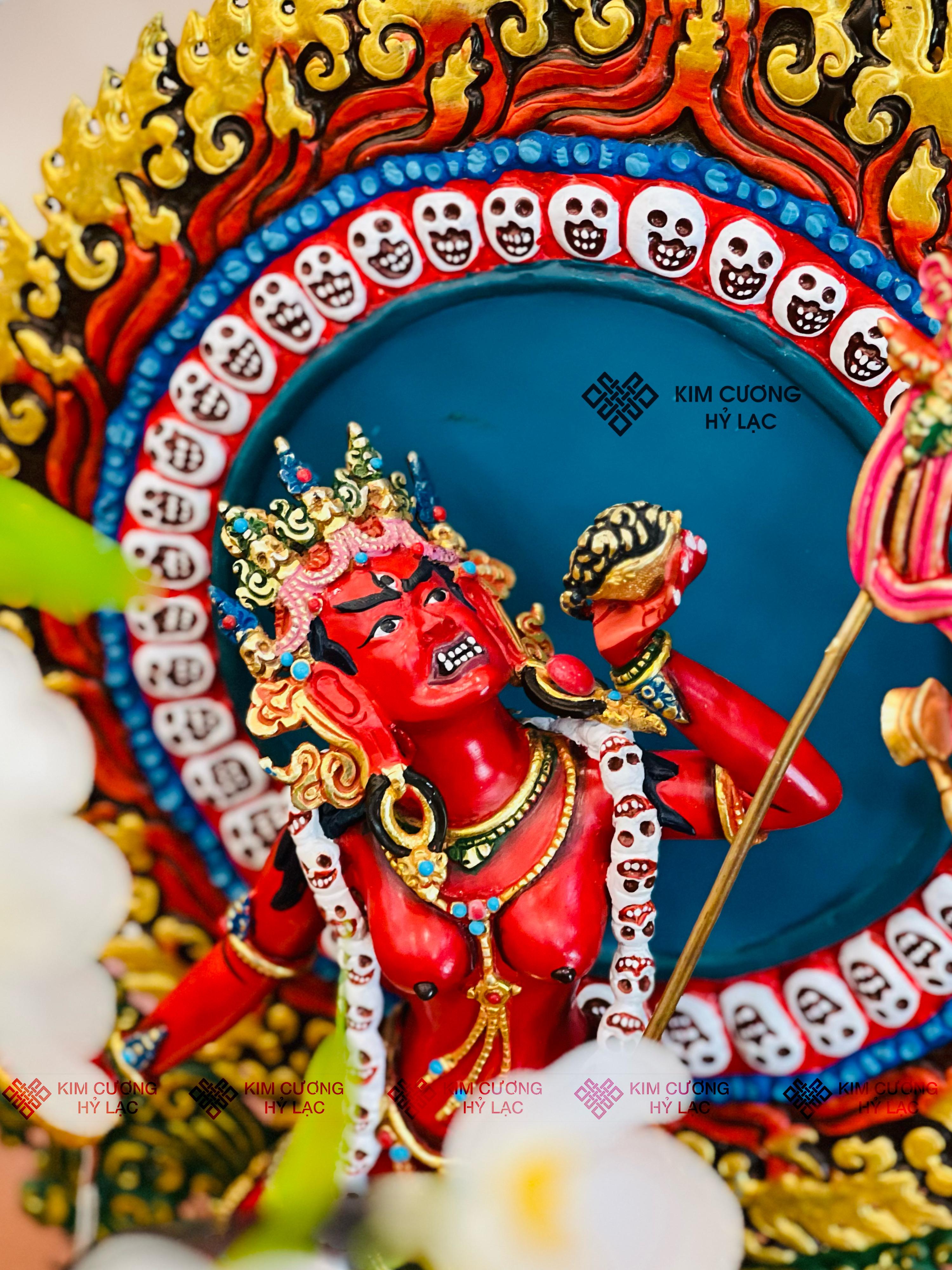 TÔN TƯỢNG DU GIÀ THÁNH NỮ DAKINI NEPAL ĐỒNG VẼ MÀU HÀO QUANG 43CM