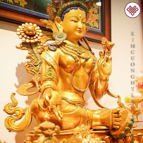 TƯỢNG PHẬT MẪU TARA XANH ĐỒNG MẠ VÀNG CẨN ĐÁ CAO 97CM – BIỂU TƯỢNG CỦA TỪ BI VÀ TRÍ TUỆ TỈNH THỨC